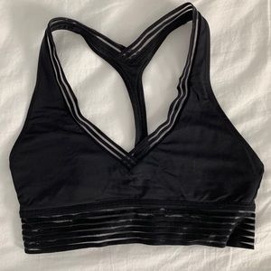 lululemon v-neck bra, size 4